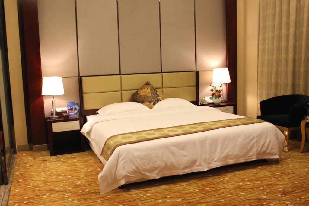 Jun Hao Hotel Đông Hoản Ngoại thất bức ảnh