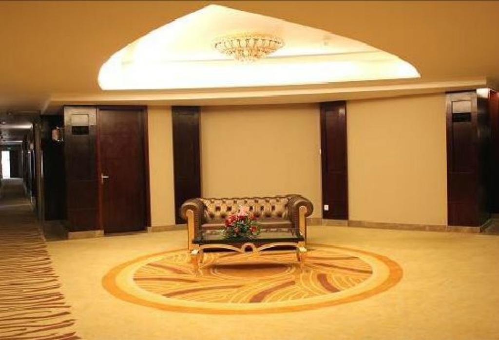 Jun Hao Hotel Đông Hoản Ngoại thất bức ảnh