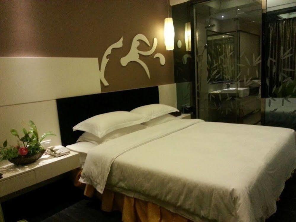 Jun Hao Hotel Đông Hoản Ngoại thất bức ảnh