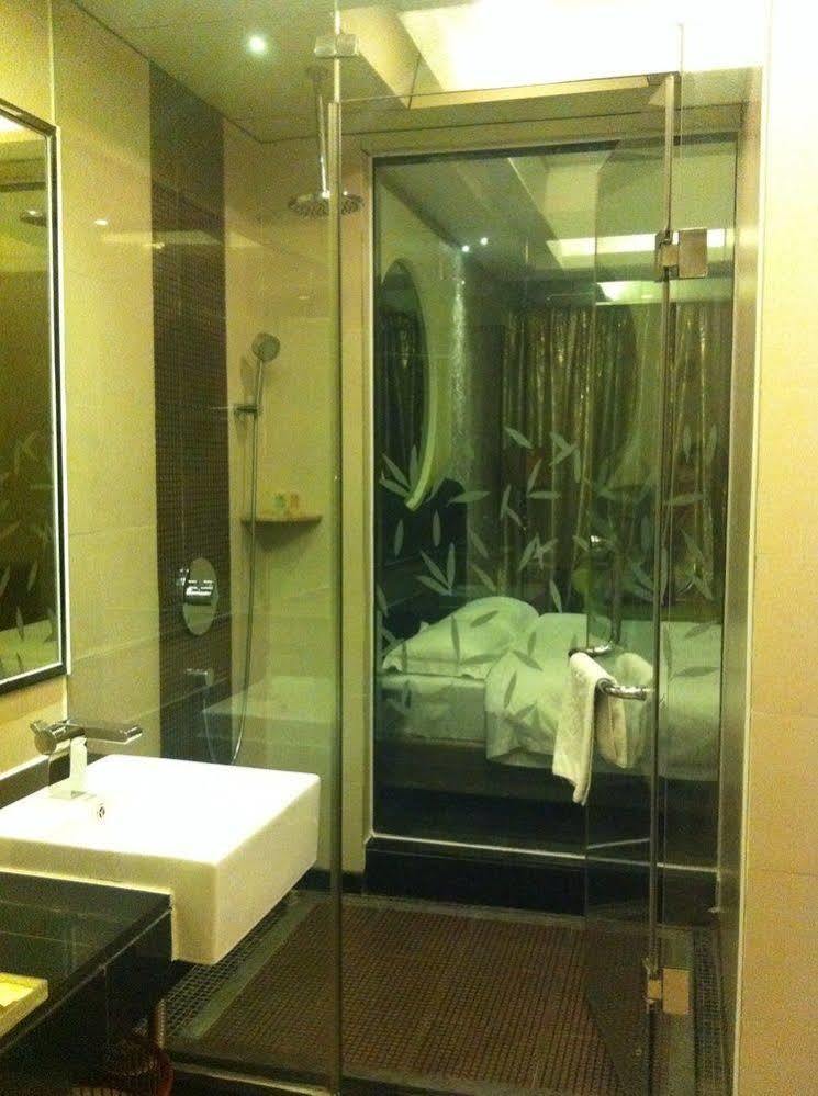 Jun Hao Hotel Đông Hoản Ngoại thất bức ảnh