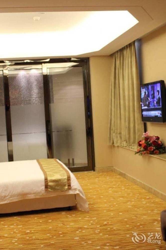 Jun Hao Hotel Đông Hoản Ngoại thất bức ảnh